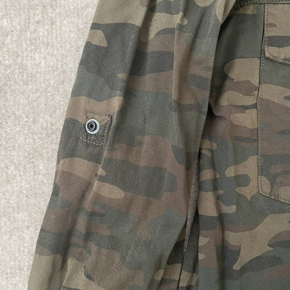 Sanctuary Shirt Womens Large Green Tan Camo Snap Roll Tab Sleeves Boyfriend - Picture 4 of 8